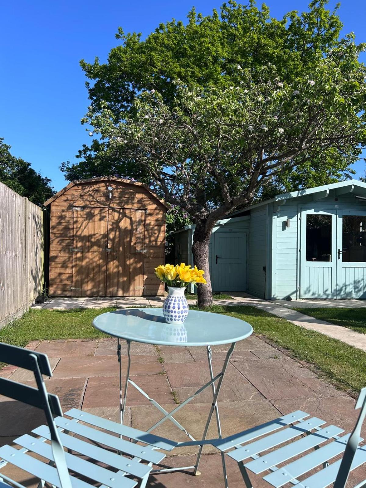 Ferienwohnung The Apple Tree Chestfield Exterior foto
